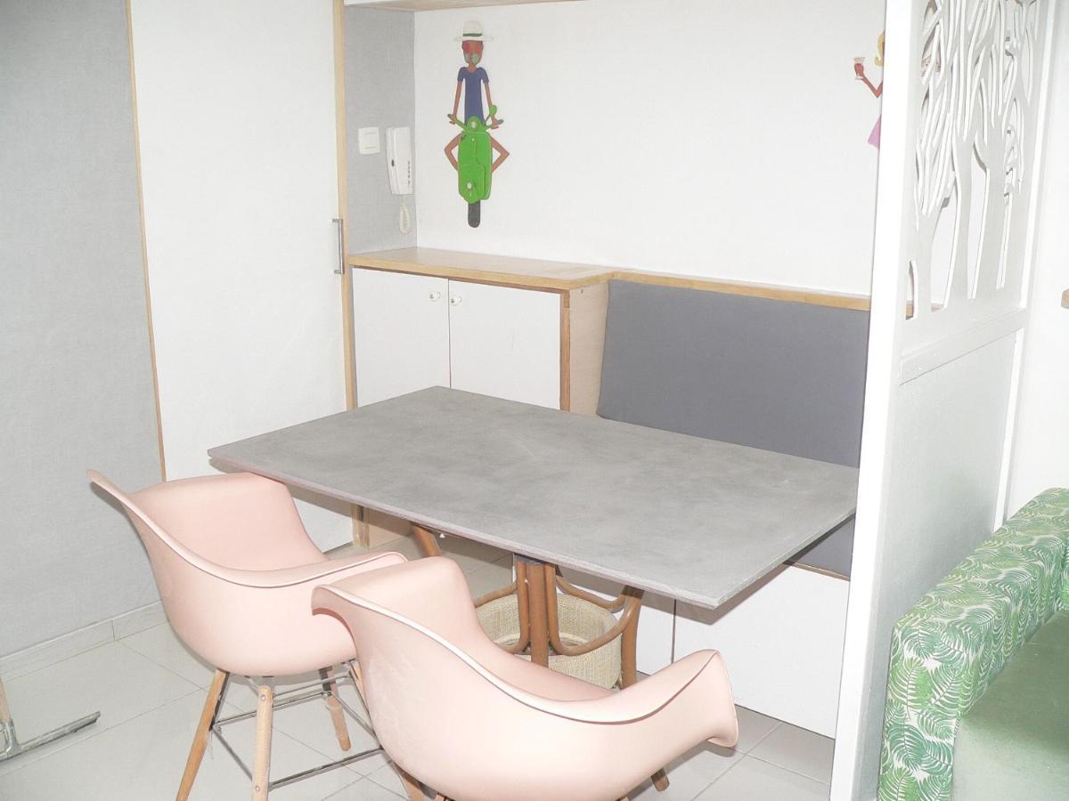 Liege Centre 6 Rue Montagne Sainte Walburge, 4000 Liege, Pour 2 Pers A 3 Minutes De La Gare St Lambert Apartment ภายนอก รูปภาพ