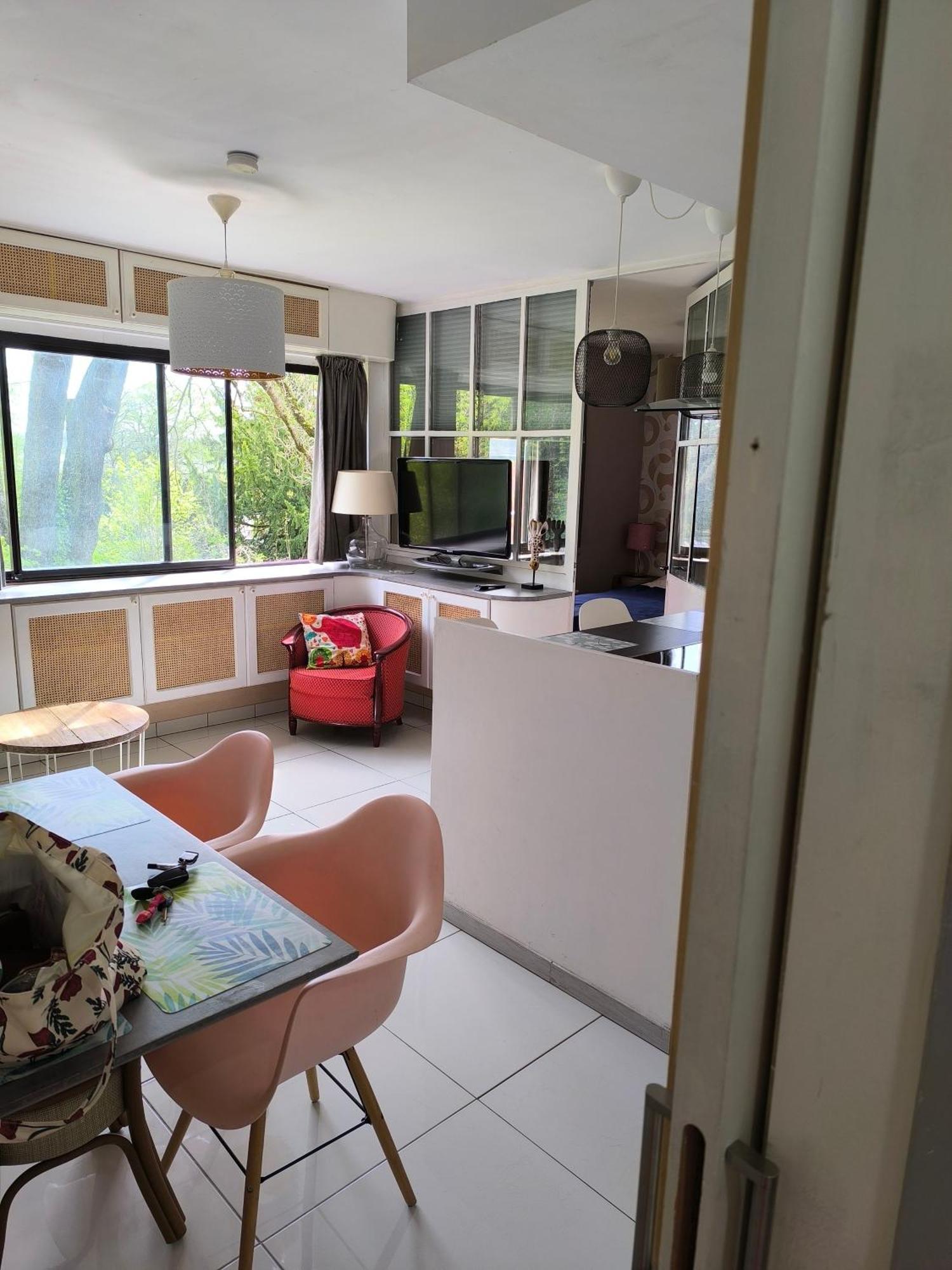 Liege Centre 6 Rue Montagne Sainte Walburge, 4000 Liege, Pour 2 Pers A 3 Minutes De La Gare St Lambert Apartment ภายนอก รูปภาพ